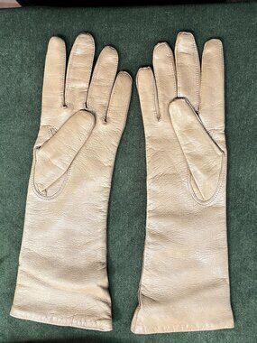 Bloomingdales Leather Gloves with Cashmere Lining (Size 6.5)